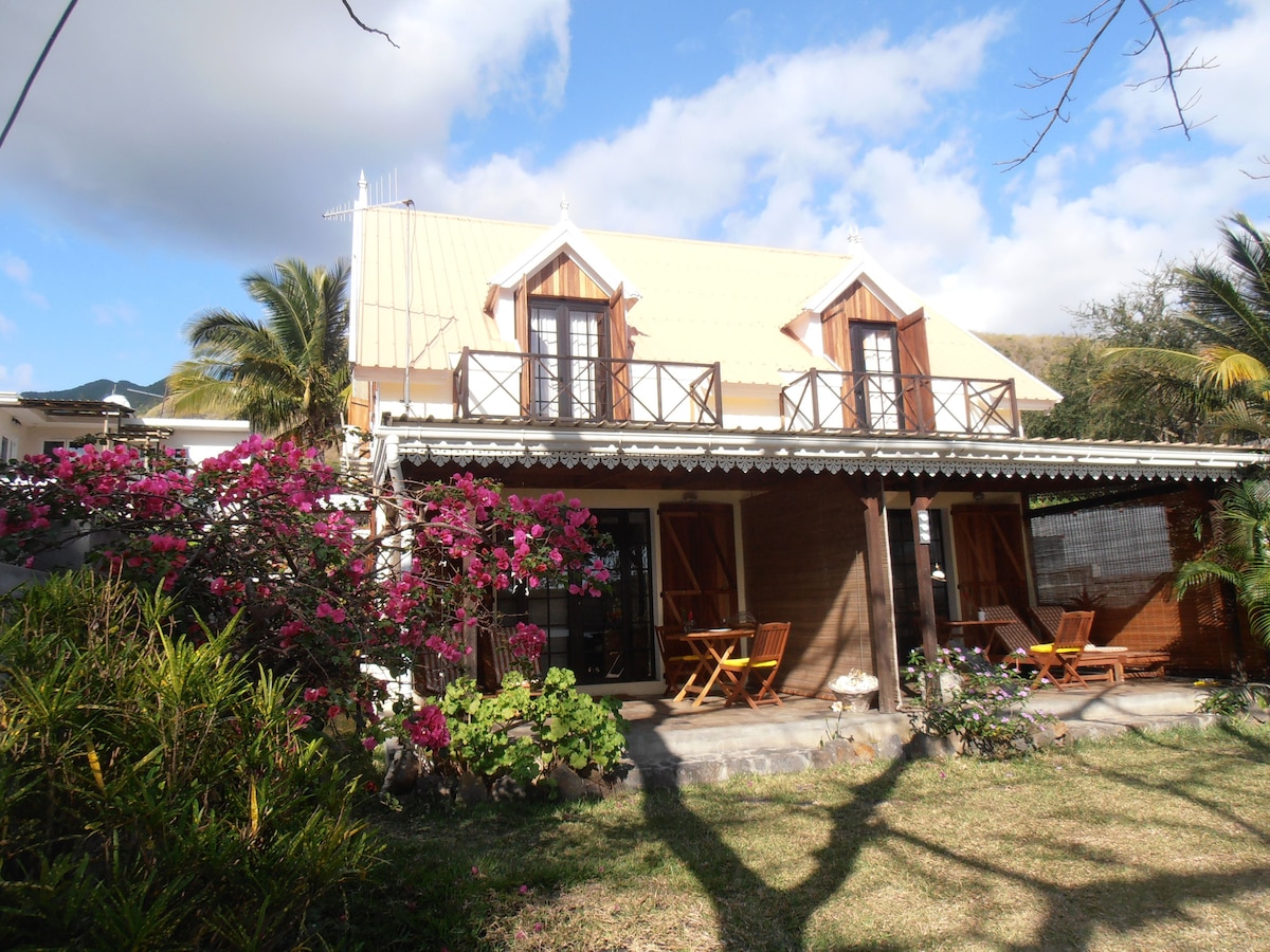 Eco Fisherman's Cottage at Le Morne surf spot LM2