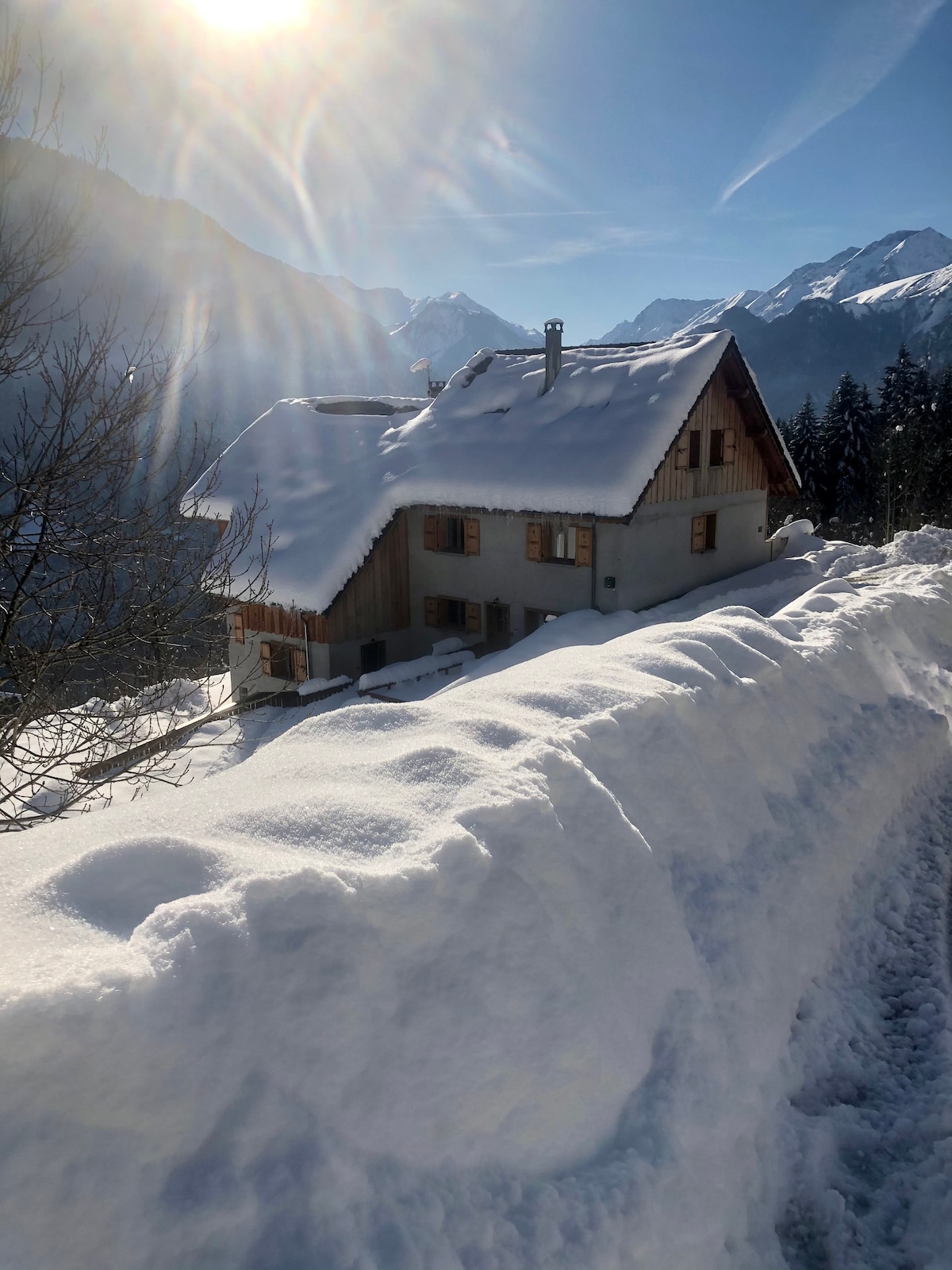 休闲双床公寓，适合滑雪、骑自行车和家庭入住