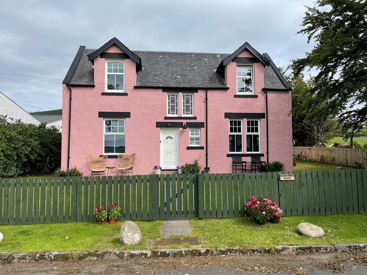 Arran School House -海滩附近的大型家庭住宅