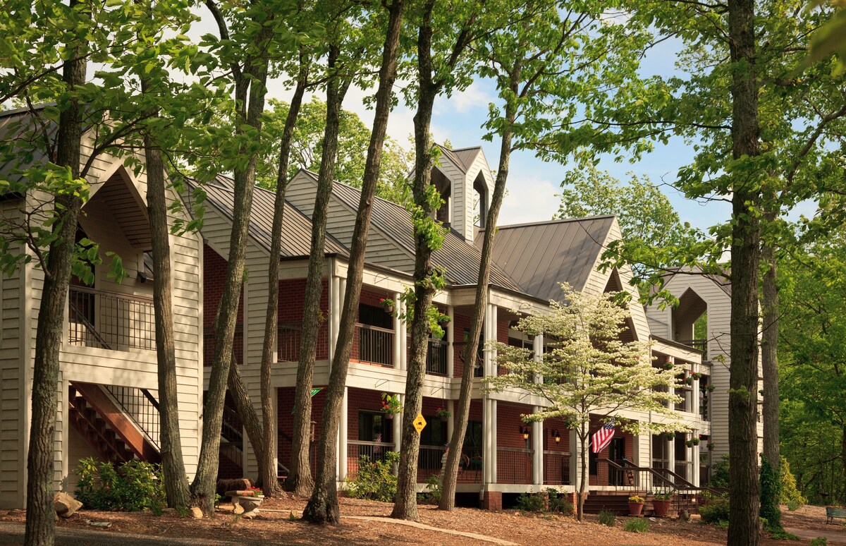 Deer Room - Iris Inn & Cabins