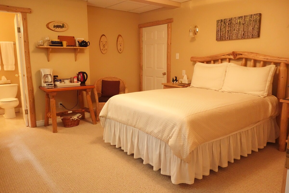 Bears Den ，位于贾斯珀镇的两卧室公寓。