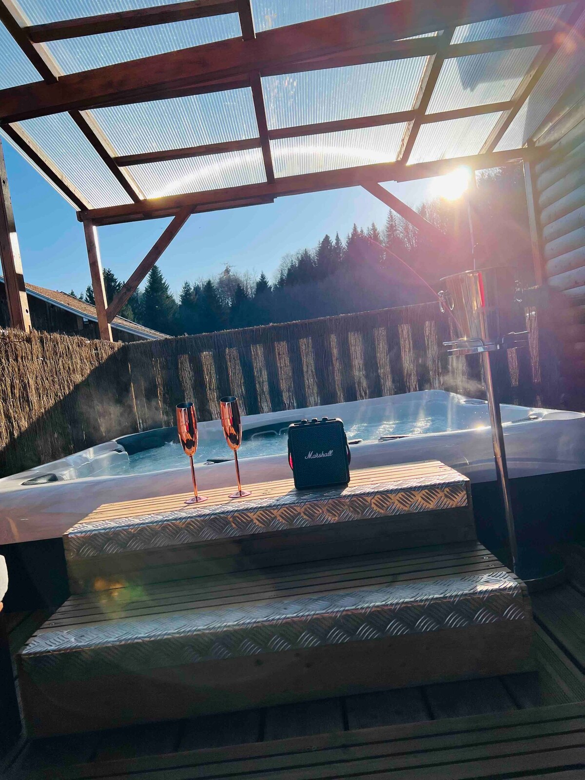 Chalet en bois avec spa privé  dans les Vosges