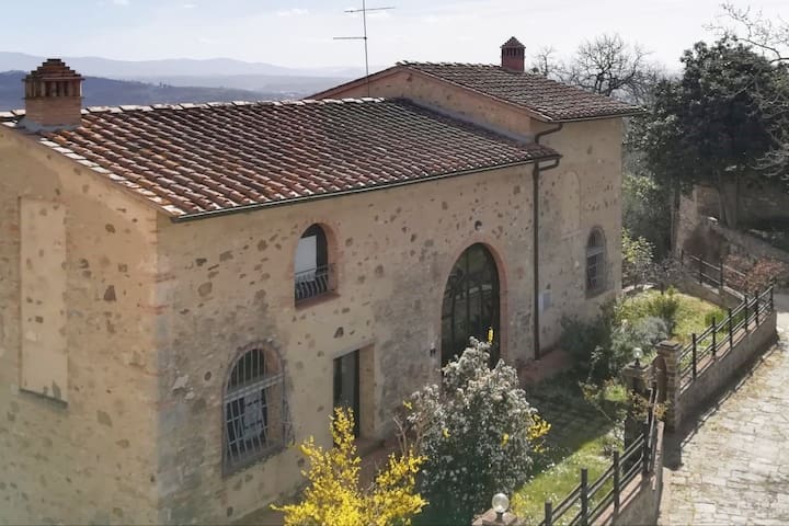 Poggibonsi ( San Martino ) 的民宿