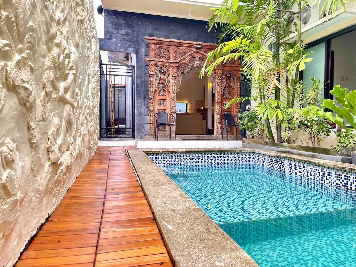 3卧别墅，带游泳池@ Kuta Bali （ 4张标准双人床）