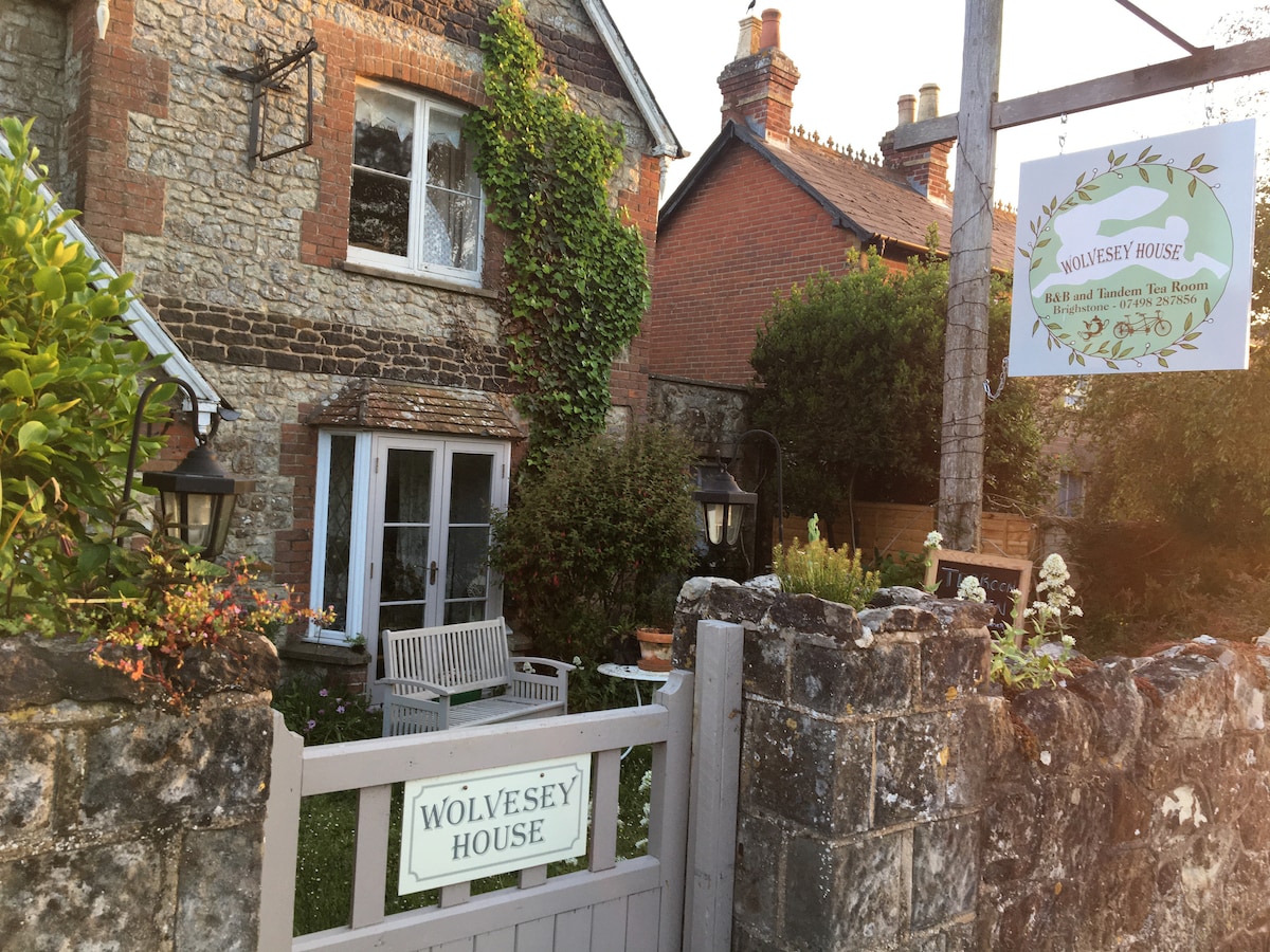 Church View in Country style B&B with Tea Room