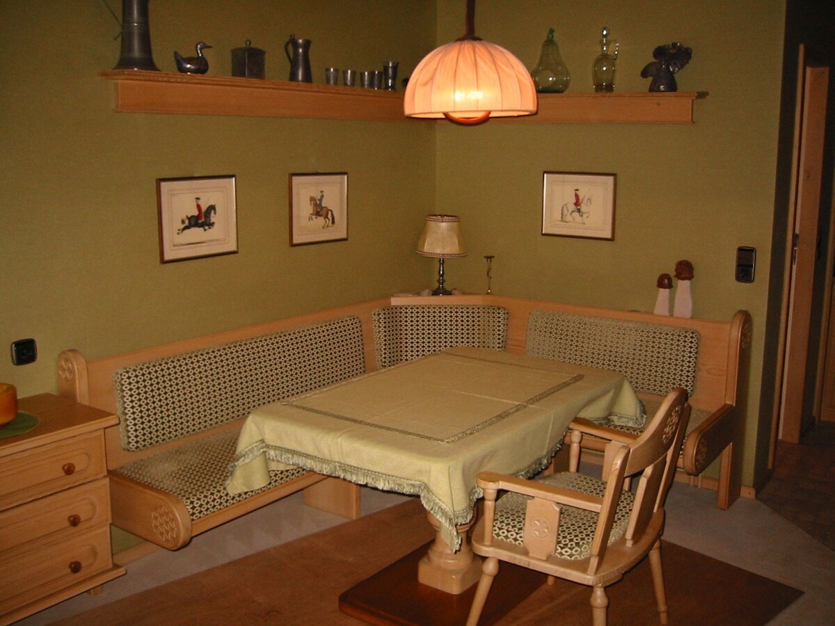 Ferienwohnung Am Breitenbach, (Bad Urach), Ferienwohnung 42qm, 1 Wohn-/Schlafzimmer, max. 2 Personen