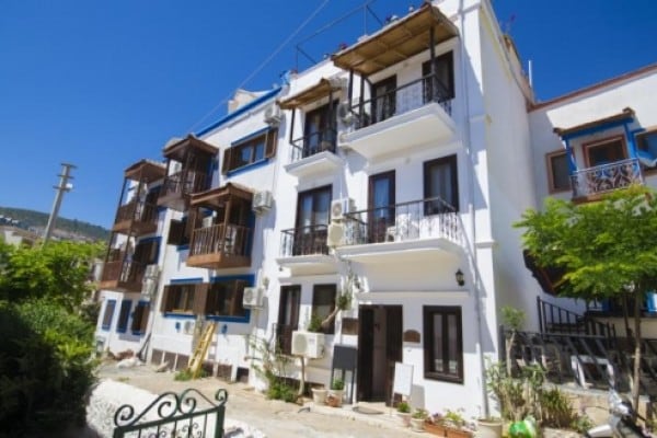 Kleo Boutique Hotel - Kalkan Old Center Beach 50米。