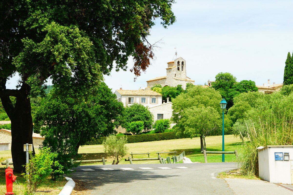 Belle villa au calme avec piscine