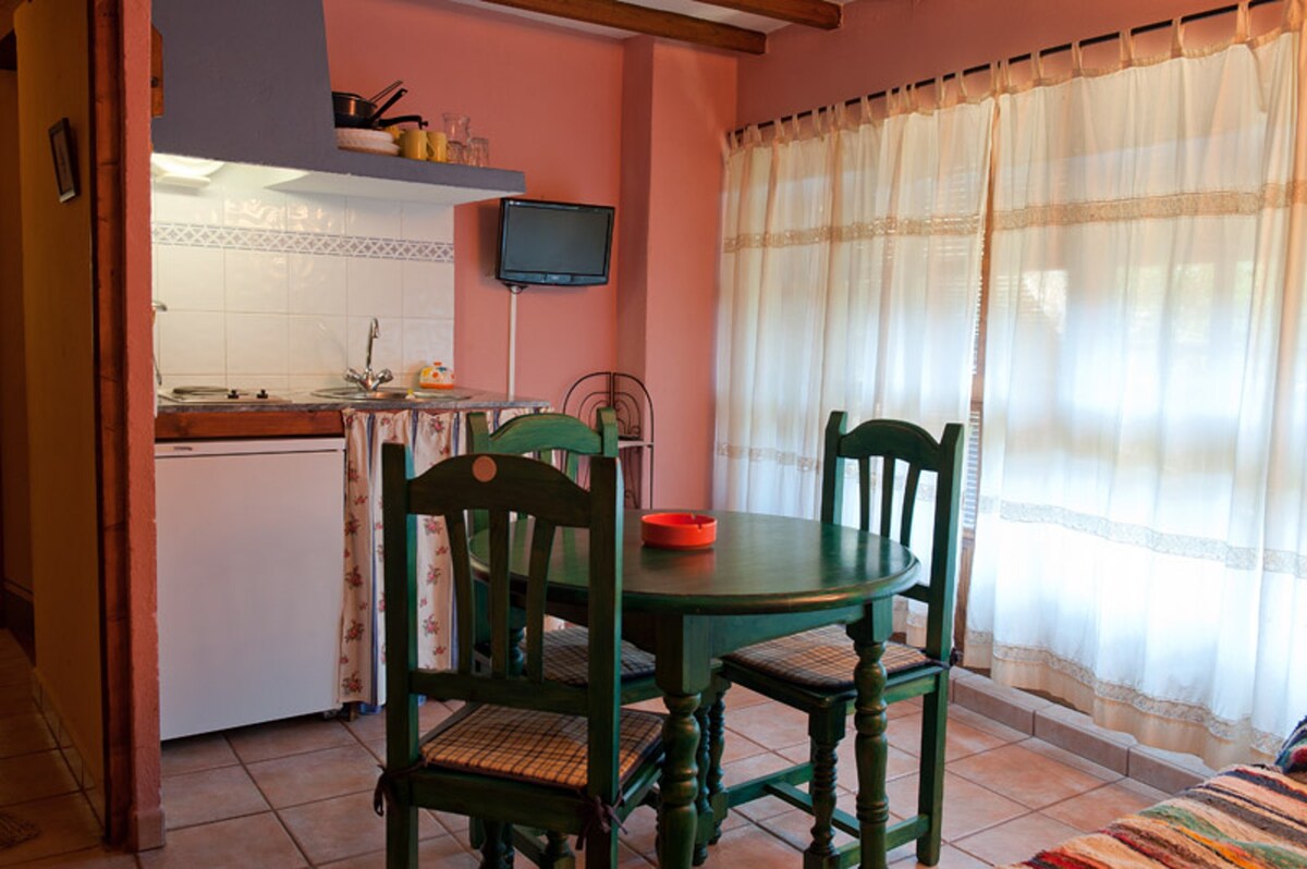 Nice appartement for 2 ppl. at Robledillo de Gata