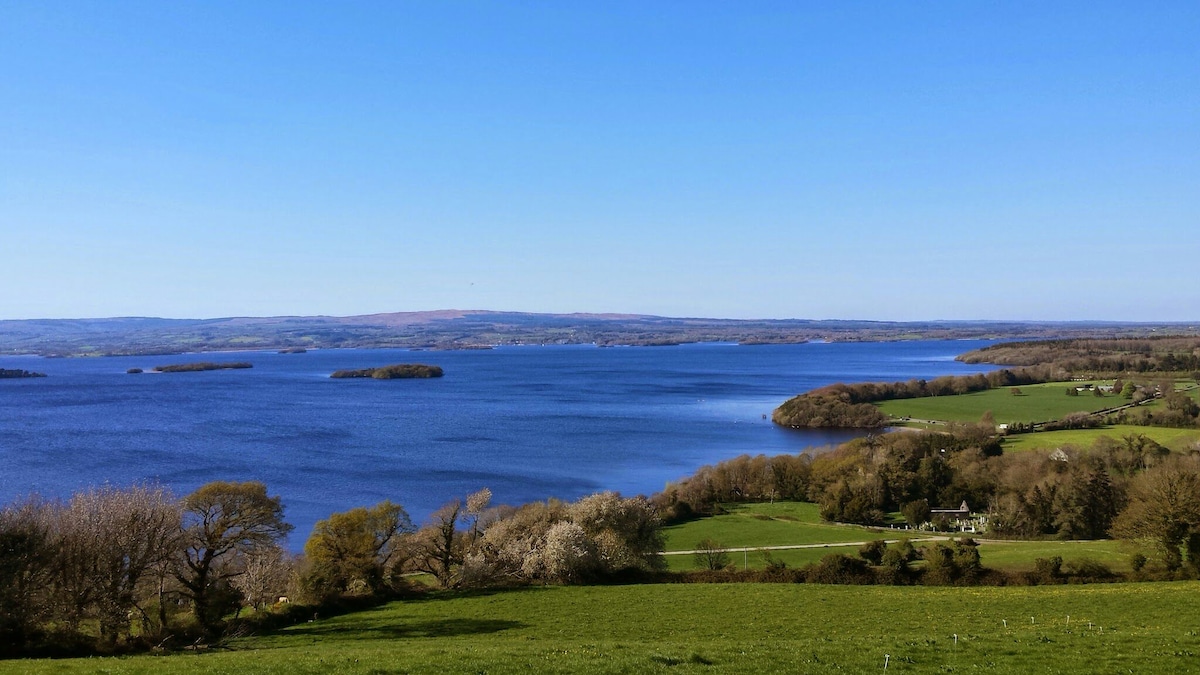 湖景自炊式公寓， Portroe ， Nenagh