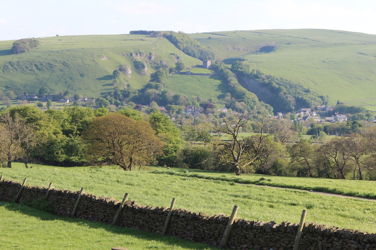 Groom 's Cottage Castleton Derbyshire