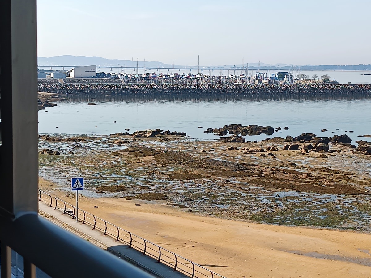Mirador Mar de Castelao, 1ª línea de playa urbana