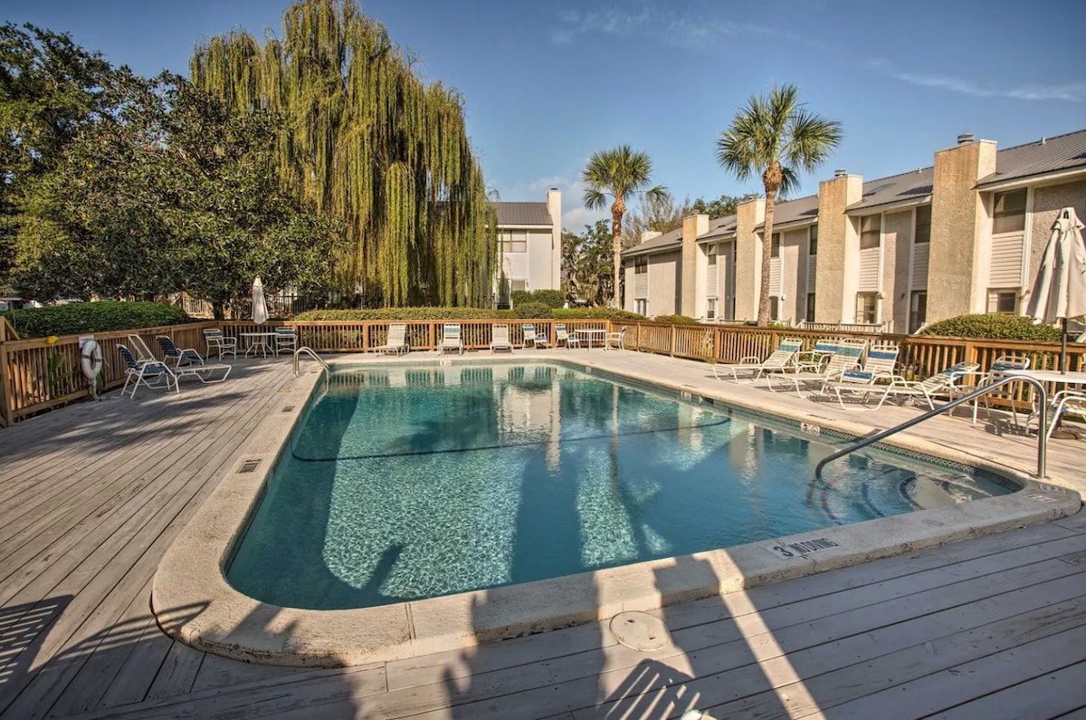 St Simons Cozy Coastal Townhome -Enjoy Island Time