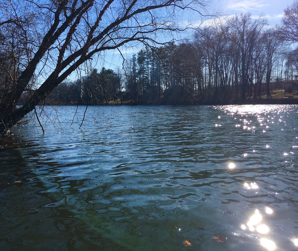 Creekside Cottage