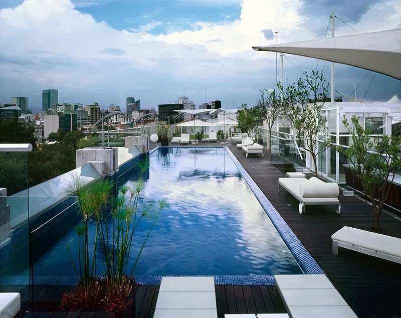 豪华建筑、恒温泳池等， Condesa