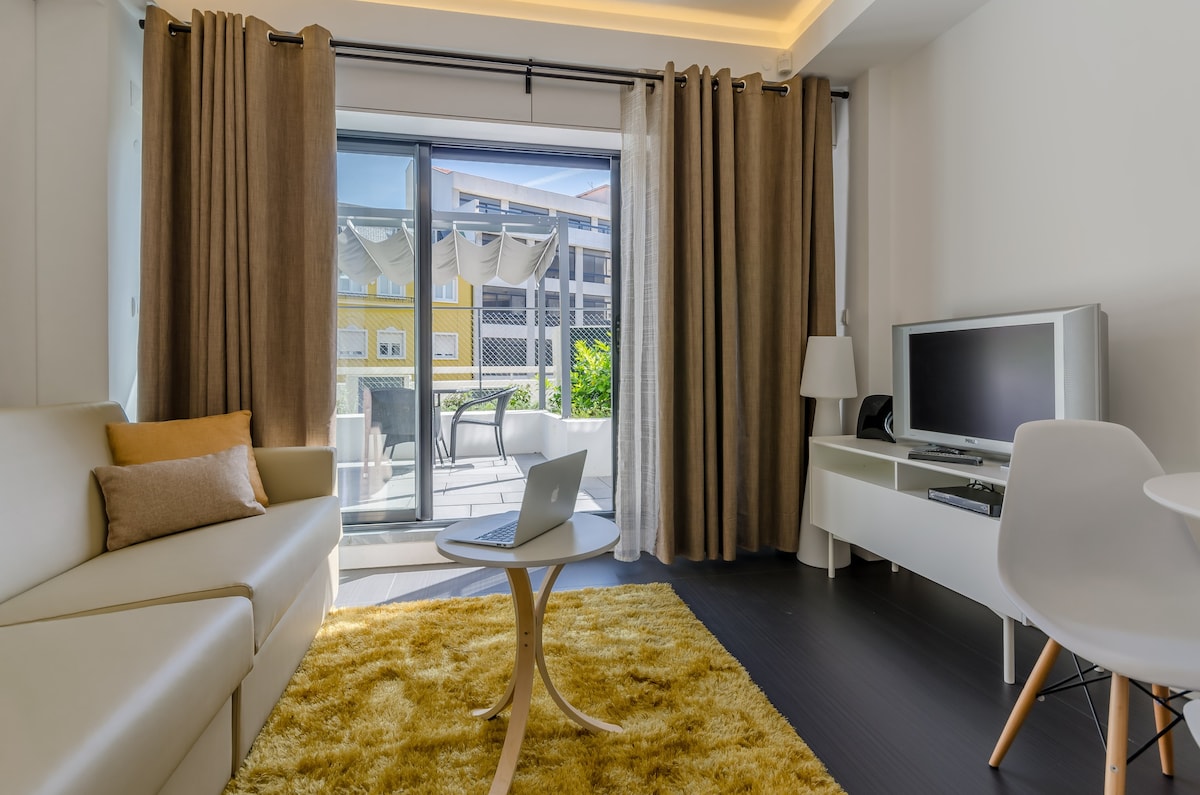 Lisbon Avenue Apartments-FreeParkG&Private Terrace
