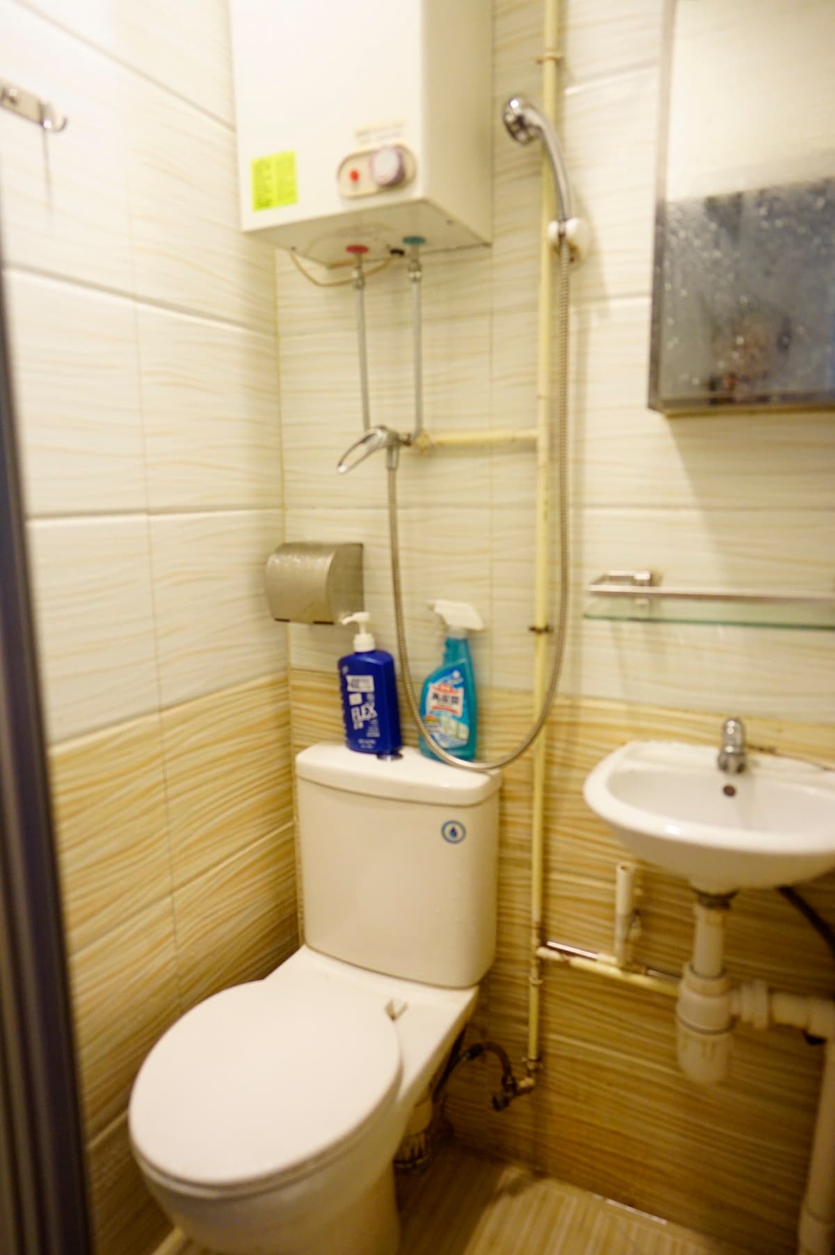 Studio Apartment in the Heart of Mong Kok