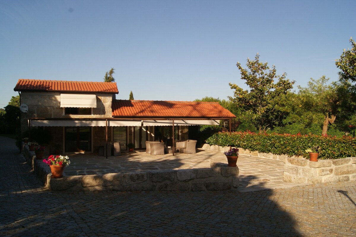 Casa da Eira -波尔图附近带泳池的乡村别墅