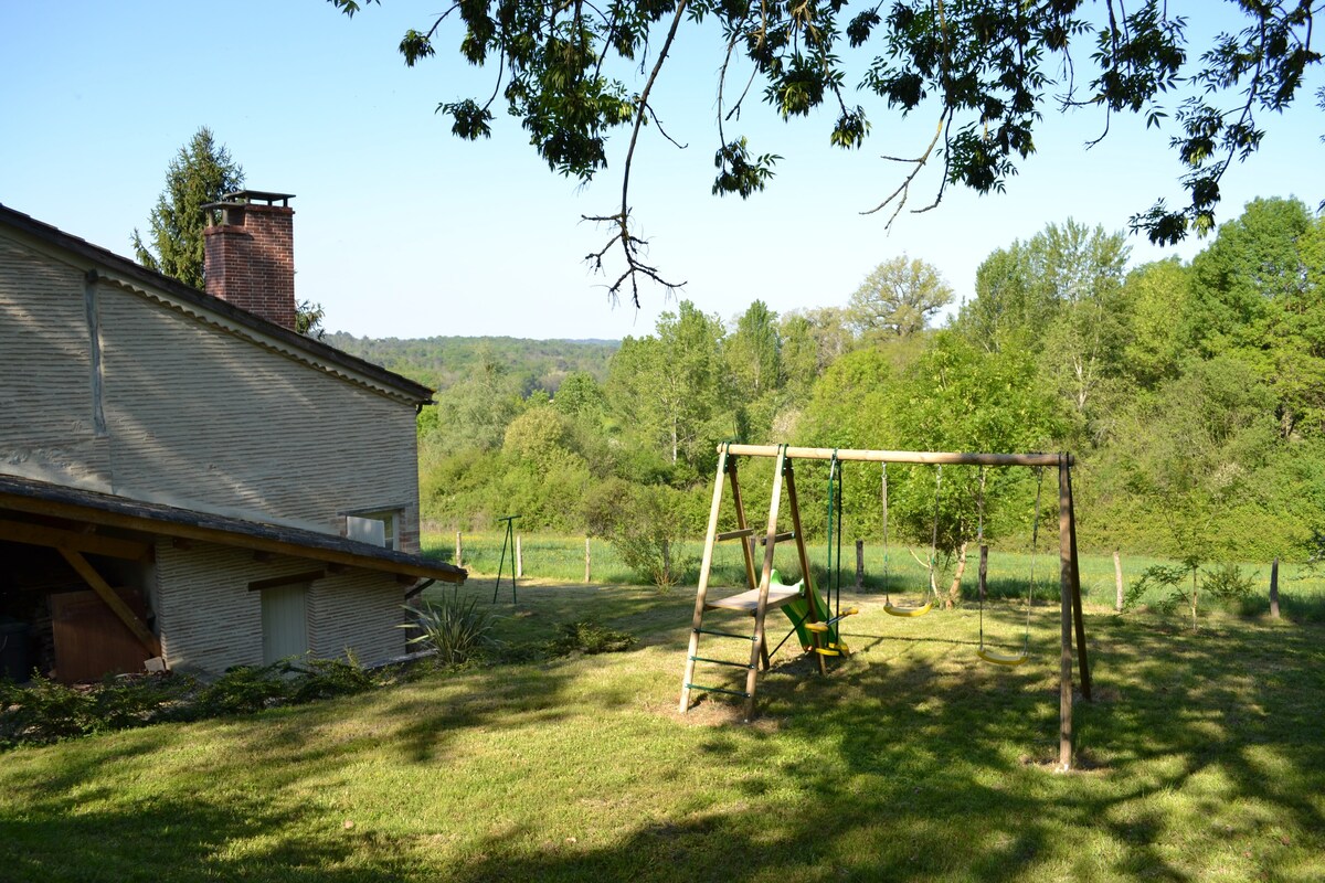 Maison de Charme ds Cadre verdoyant