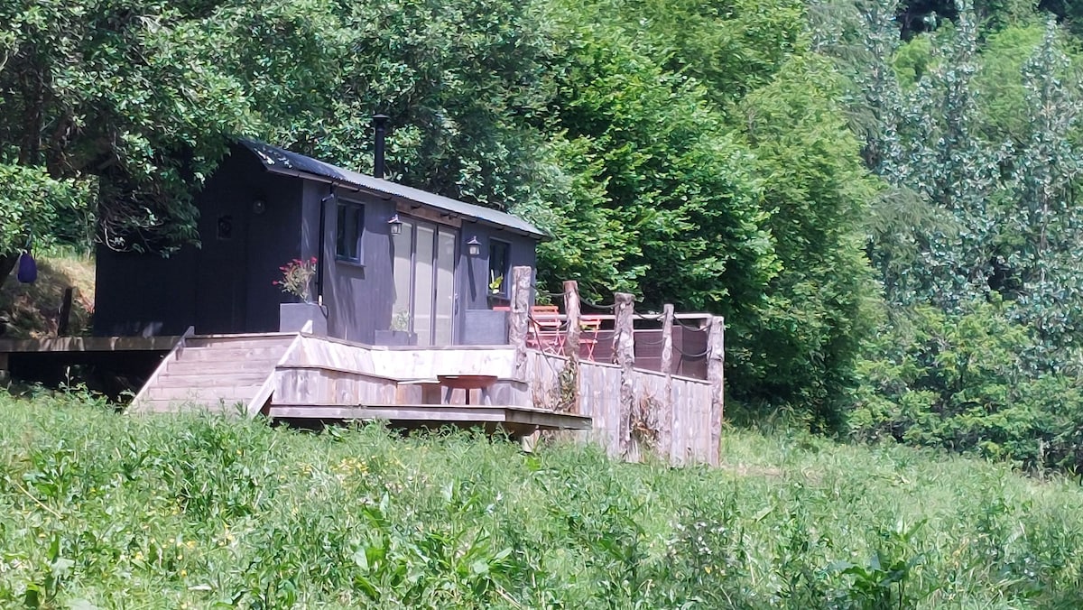 Roulotte de Serre Calme Rivière