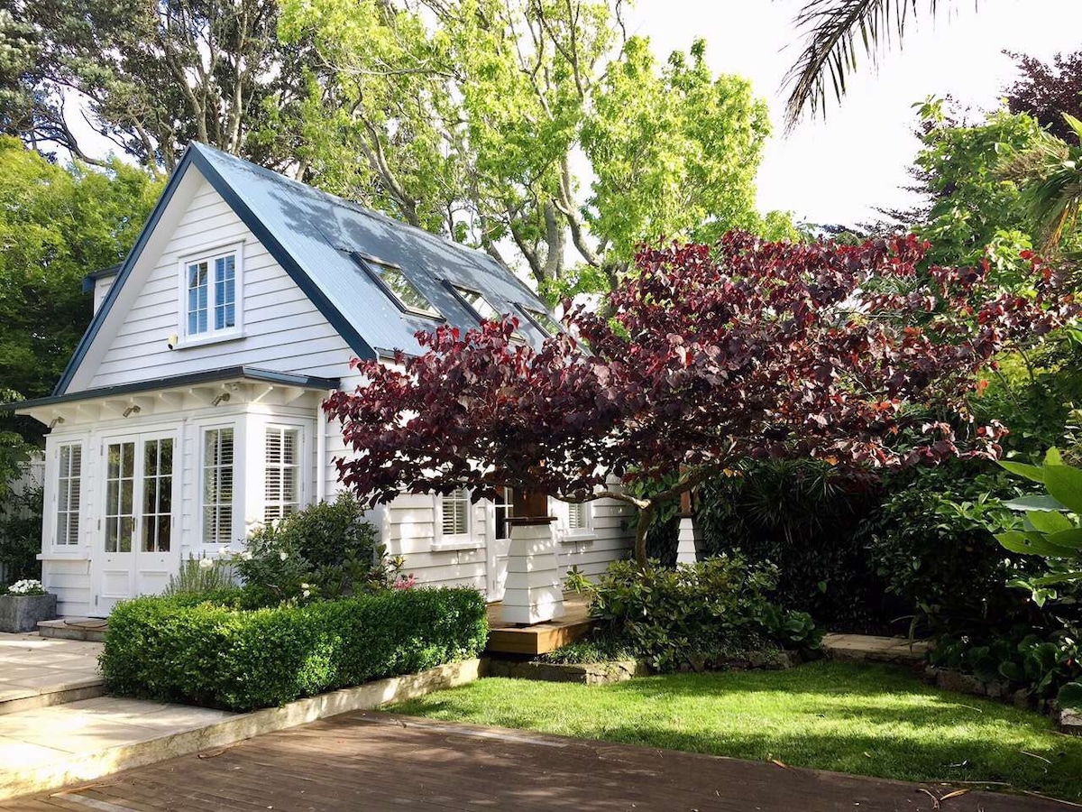 Auckland Central Garden Cottage in Mt Eden