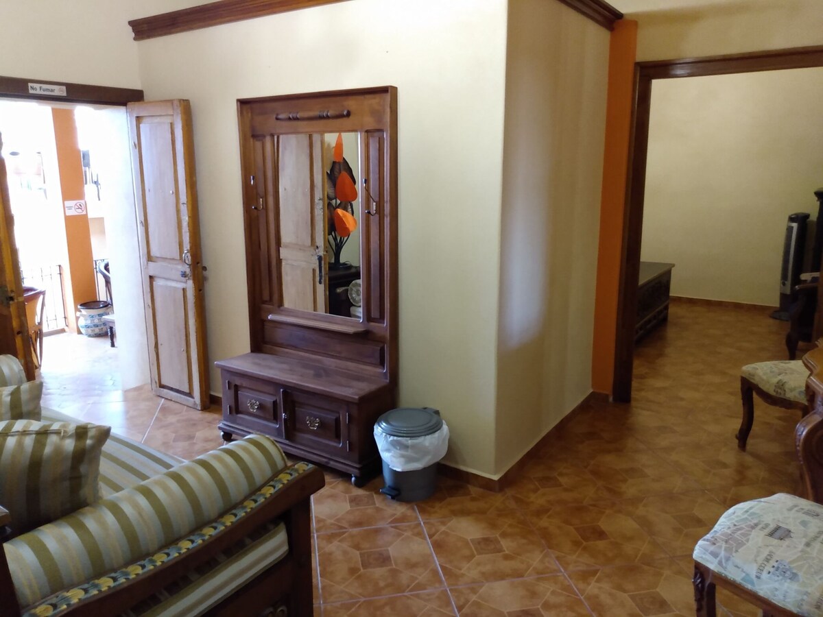 Hotel & Galería El Refugio, suite principal