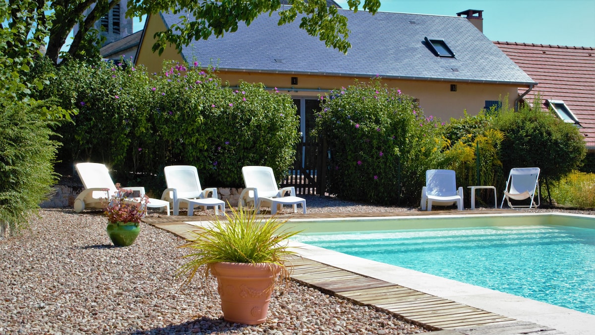 La "Maison du Clocher" à la Chapelle-sous-Uchon