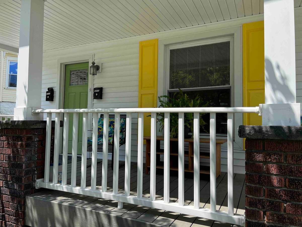 The Yellow-Shuttered House apt B