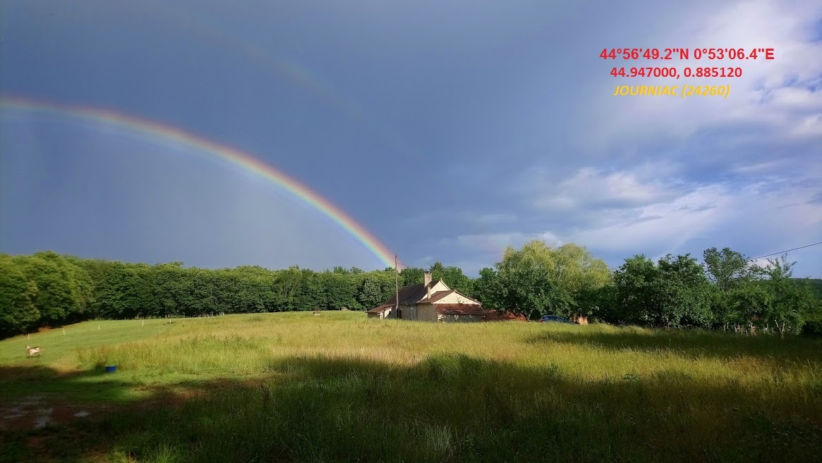 佩里戈德黑河大自然中的度假小屋