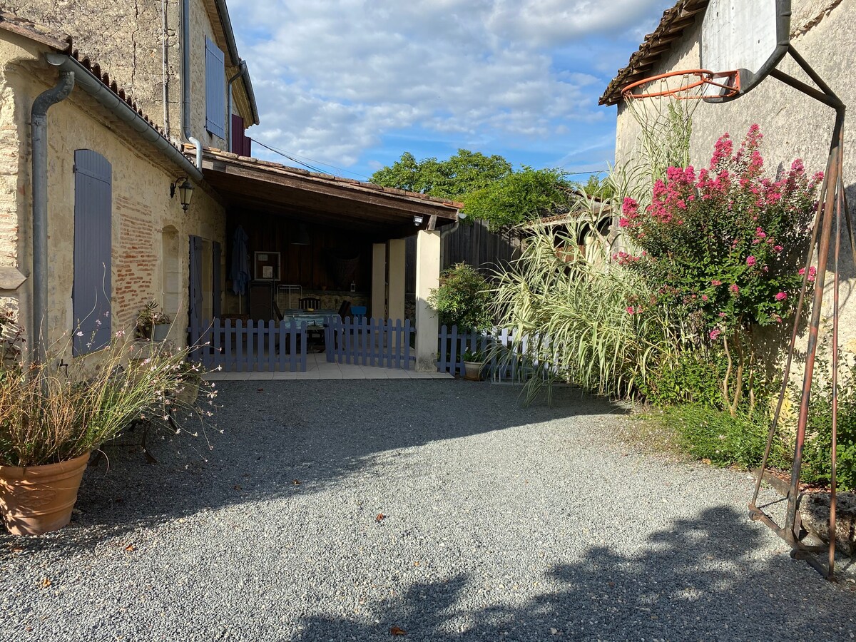 Gite rural "la Fournière" à Illats