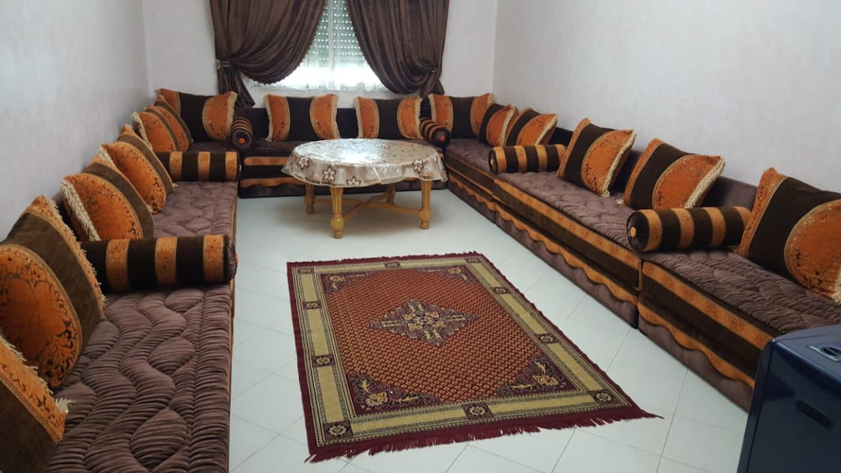 公寓漂亮宽敞。Pleasant Larache Maroc