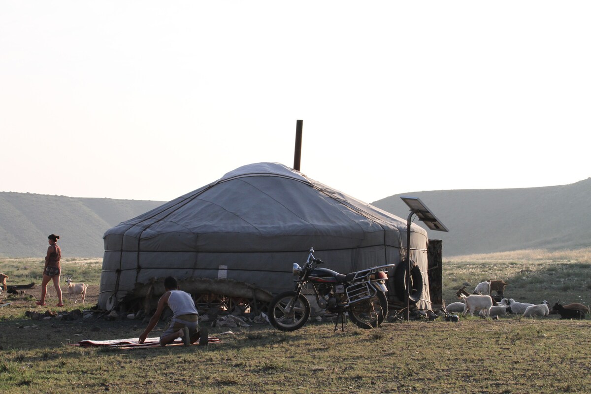 蒙古#旅游#游牧民#生活# Ger