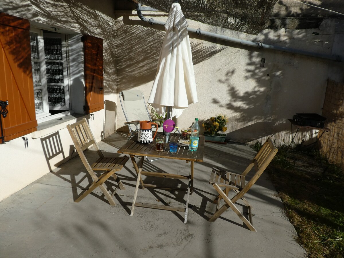 Maison 2 chambres avec terrasse et jardin