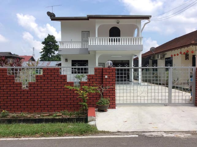 东甲云民宿tangkak Ying Homestay 东甲民宿