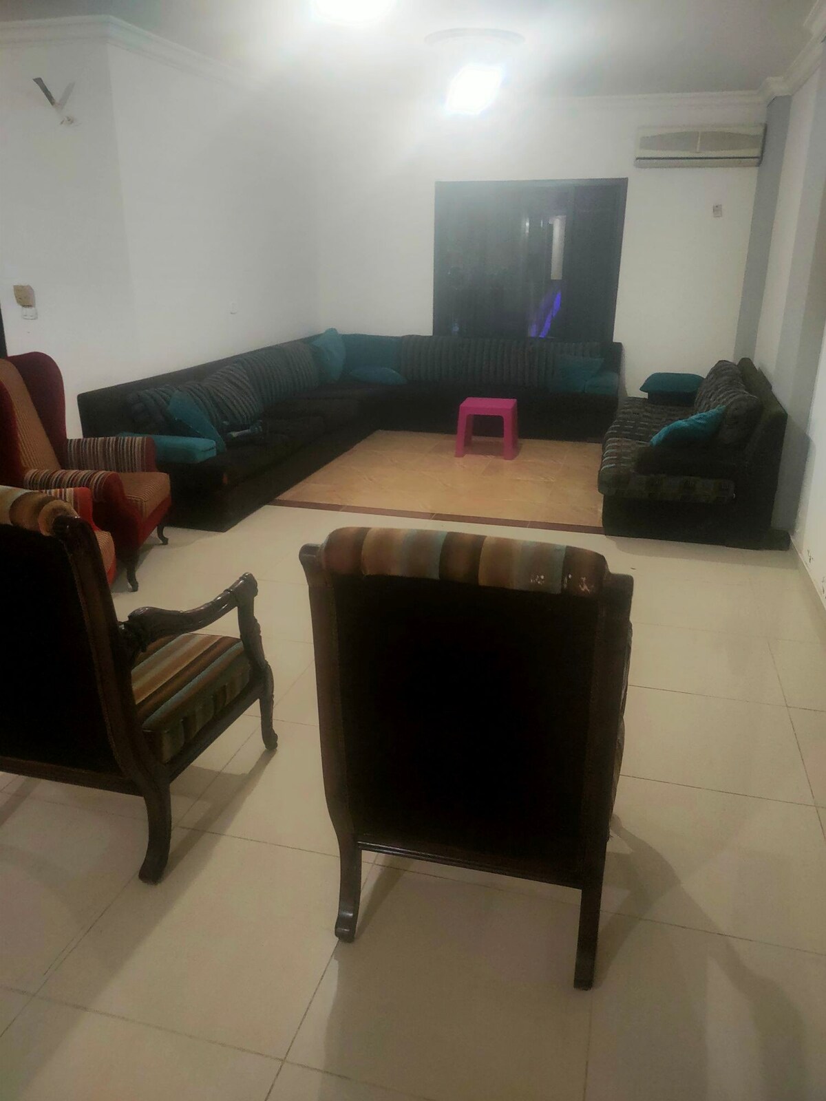 带家具的公寓出租Sidon Al-Sharhabeel