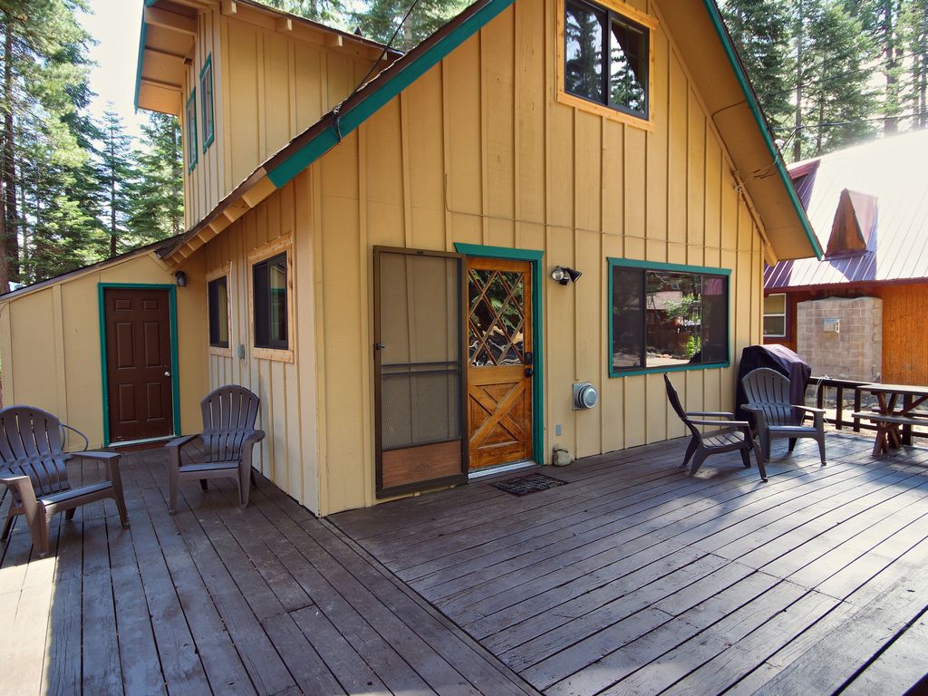 夏天！适合家庭入住的Westshore Tahoe Cabin