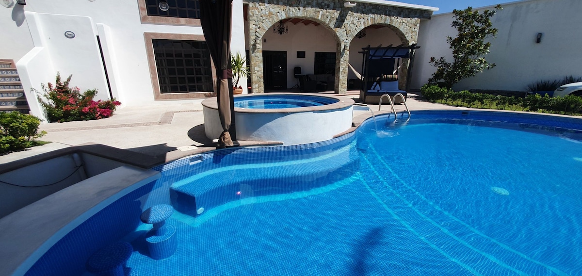 漂亮的房子，带泳池「Quinta Los Arcos」