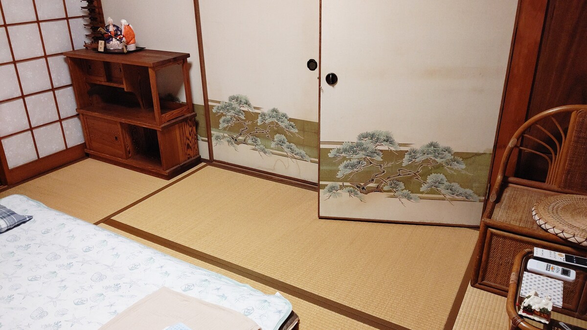 与Guesthouse Yashima一起玩耍1-3只猫！ 靠近八岛寺和八栗寺