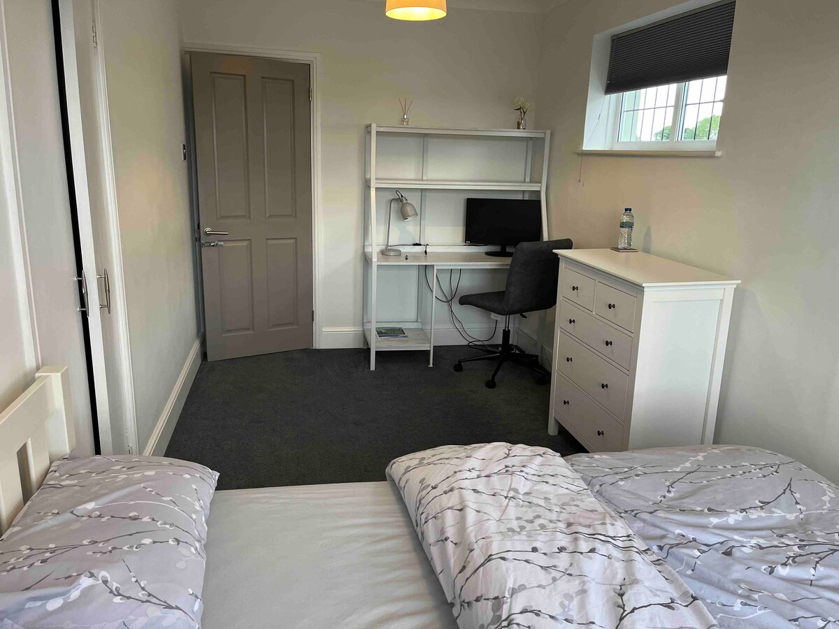 Room in Whitstable, Chestfield near Canterbury.