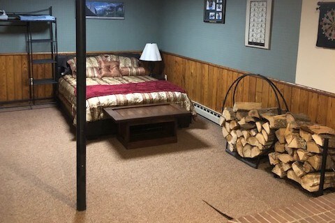 A Country Penn State Stay