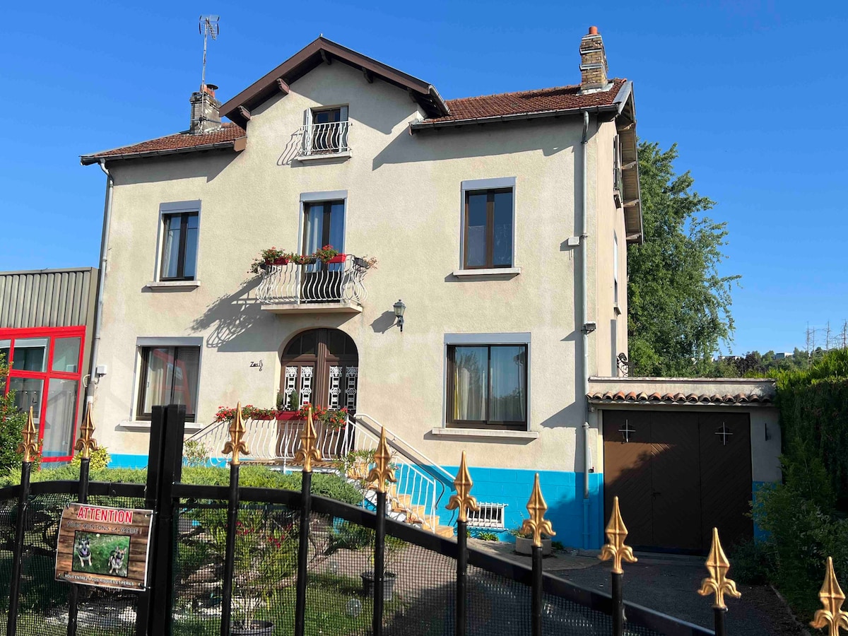 Appartement indépendant dans une maison bourgeoise