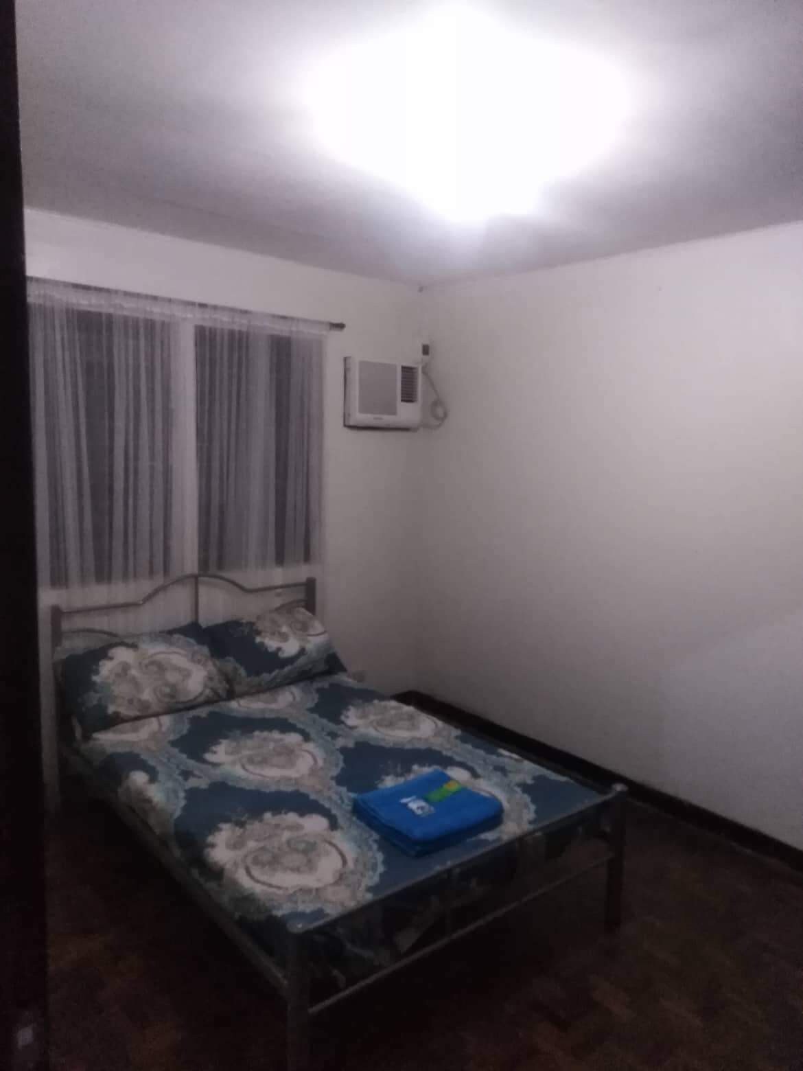 曼丁卢帕市阿拉邦（ Alabang ）双卧室平房