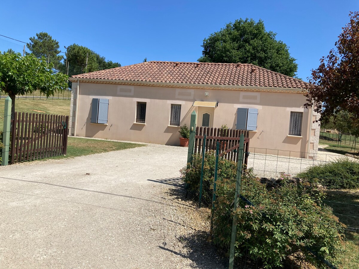 Maison à louer pour 5 personnes avec jardin clos