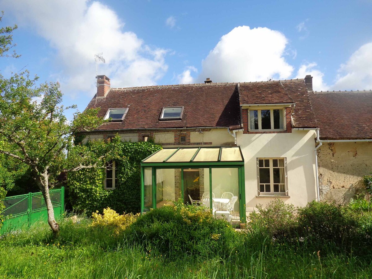 Charmante maison à10km de Joigny