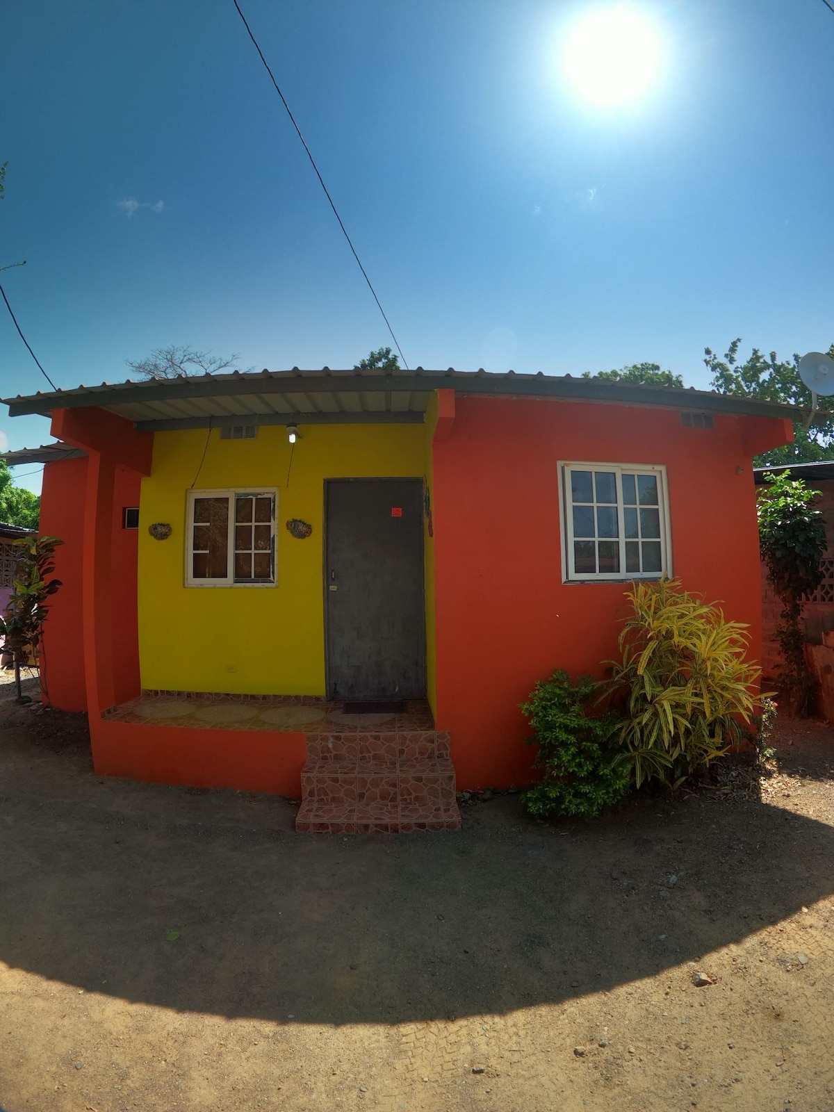 Casa de huéspedes en Cañas