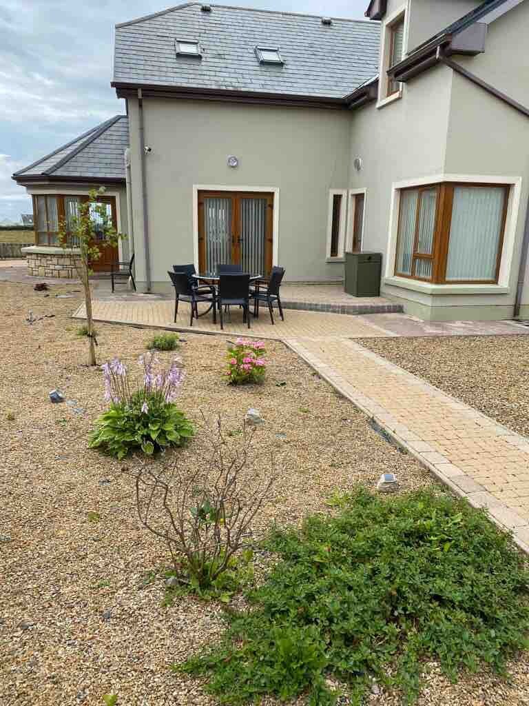 Tullan Strand View 
Holiday Home