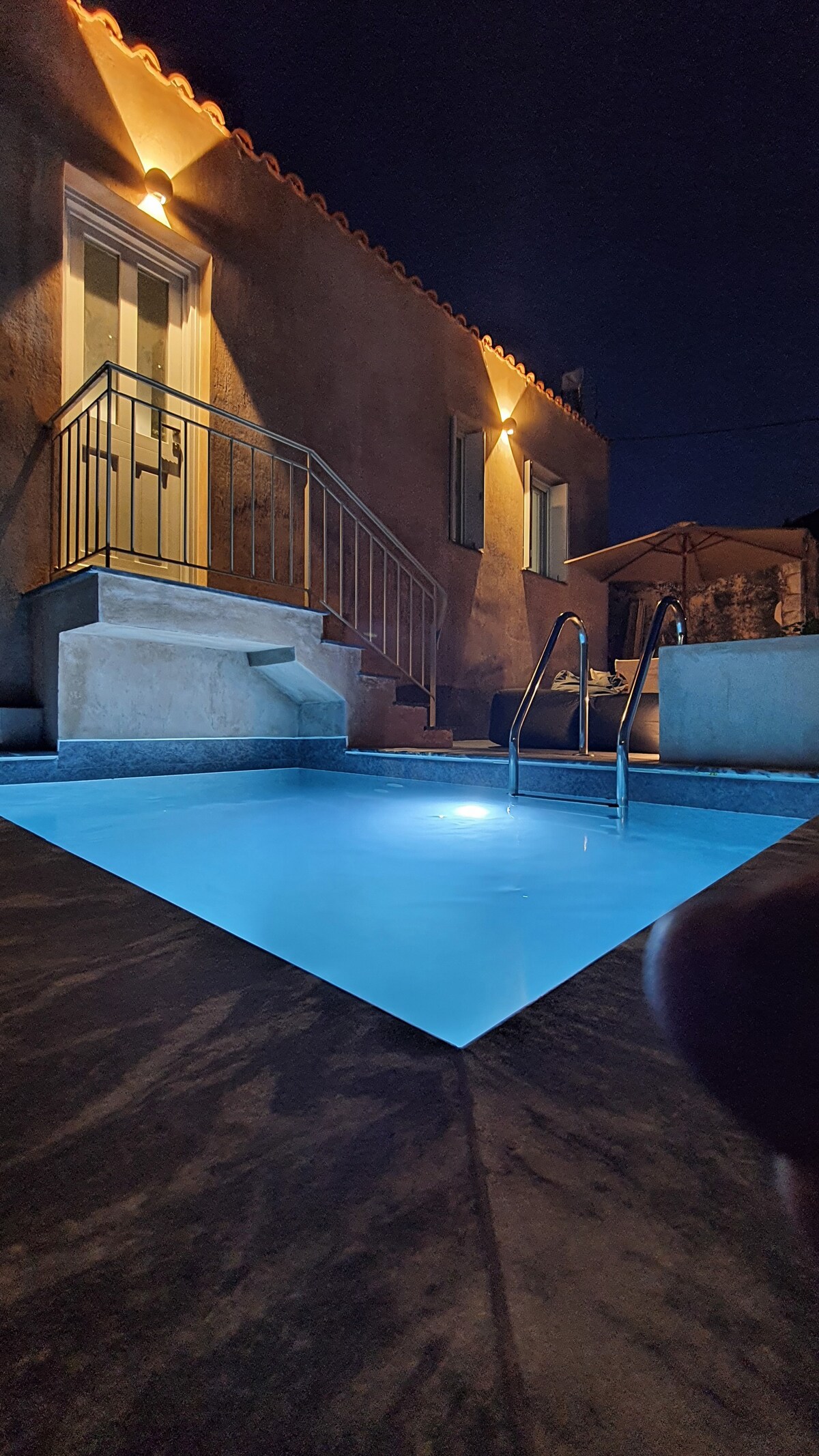 One loft bedroom villa with pool