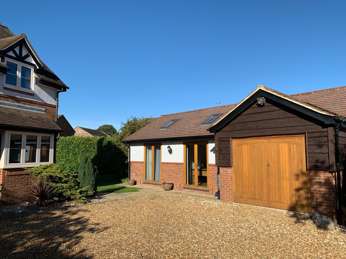 Self-Contained: Private Garden Annexe Retreat