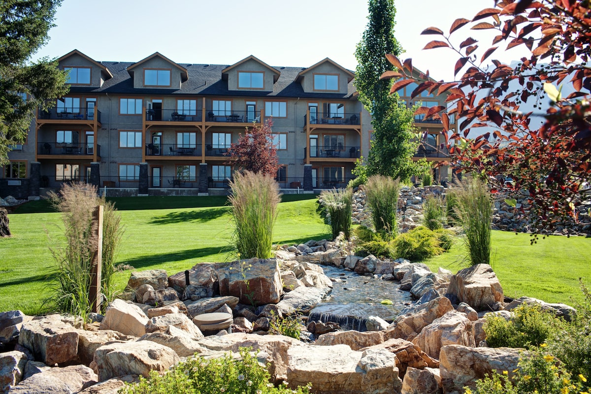 1 Bedroom Condo at Bighorn Meadows Resort