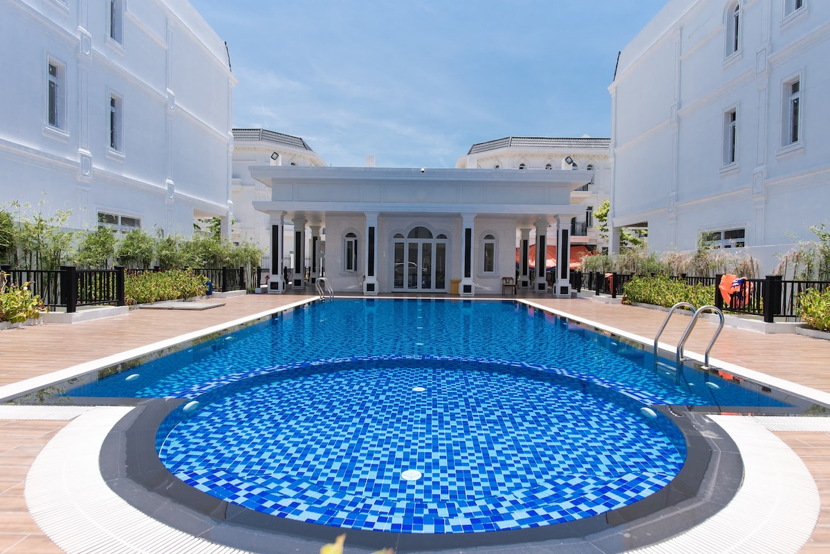 顶级3卧别墅-岘港市中心-免费游泳池